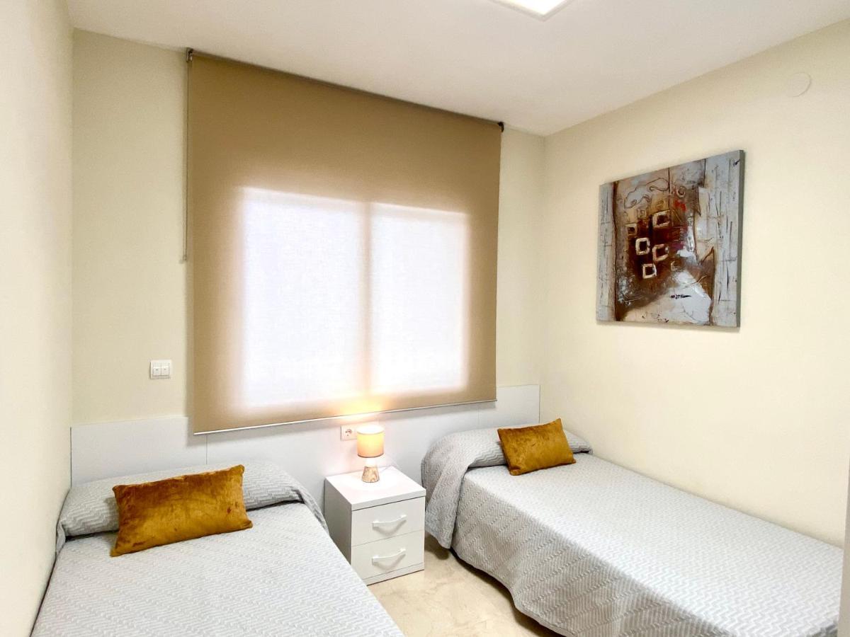 Apartamento Bonito Cerca De La Playa Cambrils Exterior foto