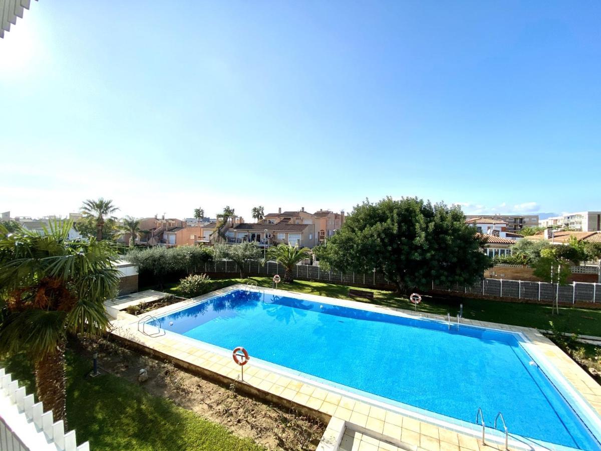 Apartamento Bonito Cerca De La Playa Cambrils Exterior foto